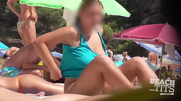 Teen Topless Beach Nude HD V Video klip panas