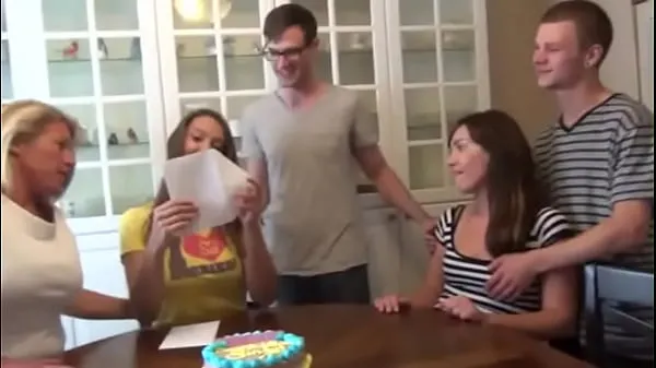 the best family ever clip hấp dẫn Video
