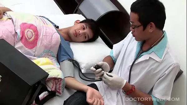 Kinky Medical Fetish asiatici Albert e Leoclip video hot