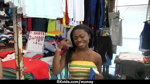 Video klip Money makes her cheat on a perfect guy 28 panas