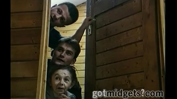 Threesome In A Sauna with 2 Midgets Ladies clip hấp dẫn Video
