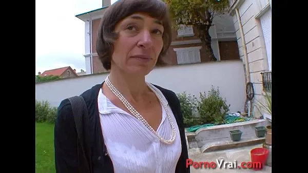 Vroči r. porn deceived by her husband with his secretary! French amateur posnetki Video posnetki