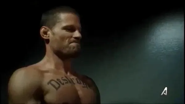 Vídeos de escenas de sexo de matt lauria en "kingdom clips calientes