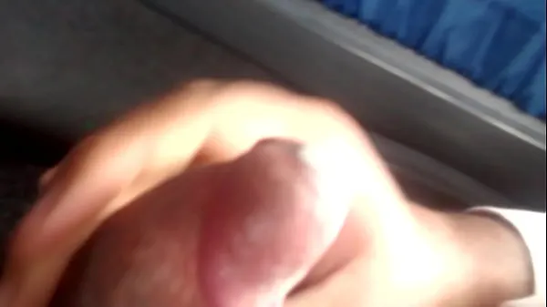 热门 Handjob lightly on the bus to relax 短片 视频