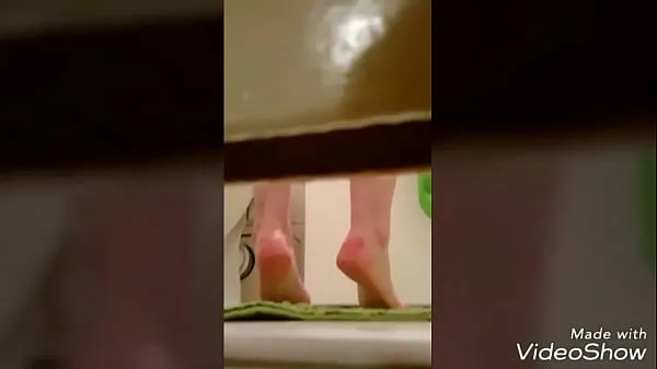 Hot Voyeur twins shower roommate spy clips Videos