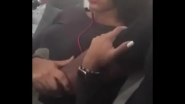 热门 airplane fingering 短片 视频