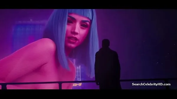 Sıcak Ana de Armas Fully Nude As Hologram in Blade Runner 2049 klip Videolar