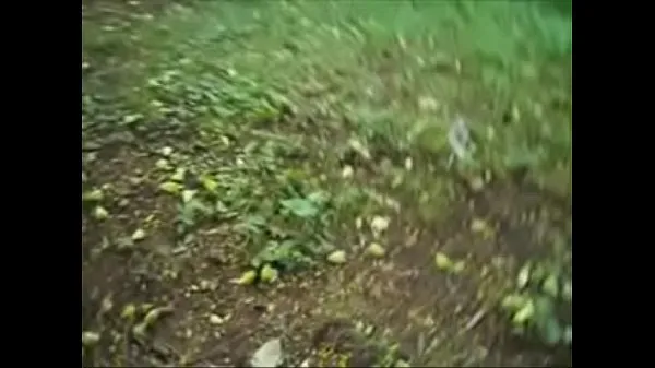 Heta Masturbation in the garden klipp Videor