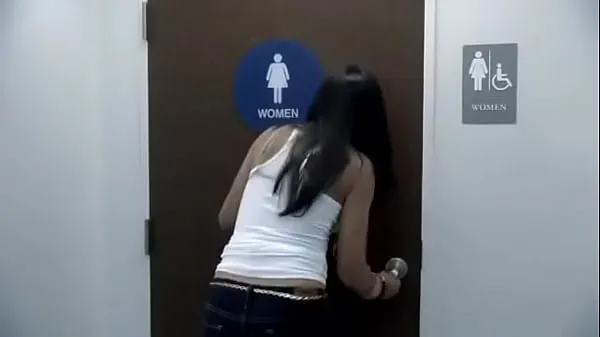 Heta Women Toilet Locked, Sexy Girl With A Pee Desperation Using Men Toilet's Urinal klipp Videor