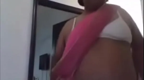 oohhh lala .... fat shemale whore dancing nude clip hấp dẫn Video