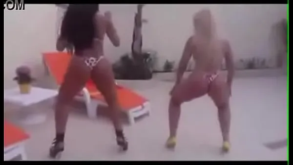 Vroči Hot babes dancing ForróFunk posnetki Video posnetki