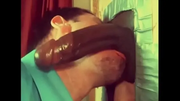 Vídeos de El amor del chico blanco comiendo semen negro 7 clips calientes