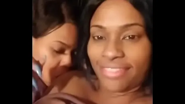 Sıcak Two girls live on Social Media Ready for Sex klip Videolar