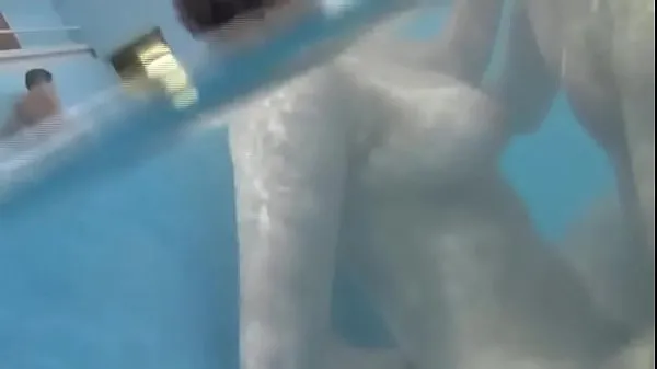 Pool mother andclip video hot