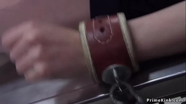 مقاطع فيديو ساخنة Unstable cop anal fucks tied up doctor