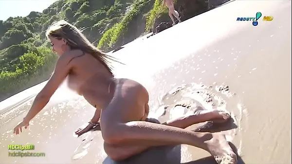 हॉट Panicat July and Nicole on the nude beach naked क्लिप वीडियो