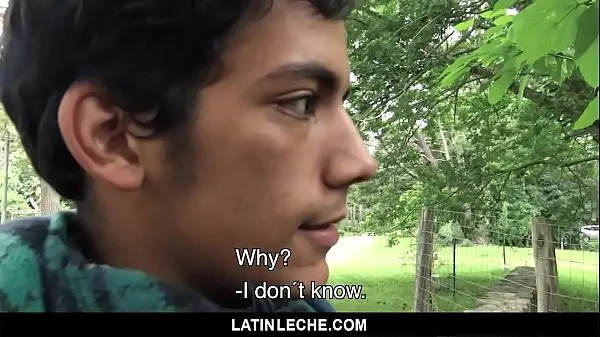 Heiße LatinLeche - Süßer Latino-Junge lässt sich sein Arschloch von einem hungrigen Hengst eincremenClips-Videos