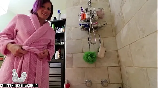 گرم StepSon Guilt Trips StepMom Into Sponge Bath - Jane Cane کلپس ویڈیوز