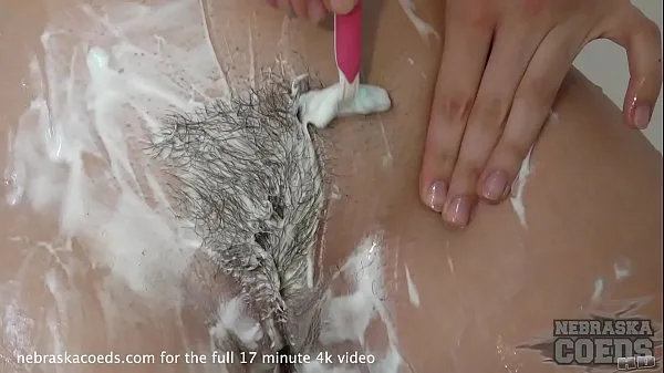 हॉट hot blonde euro babe shaving hairy gash क्लिप वीडियो