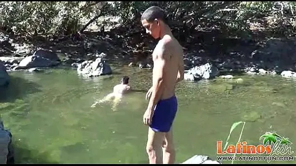 Hot Fun-seeking Latinos give in to their lust outdoors clips Videos