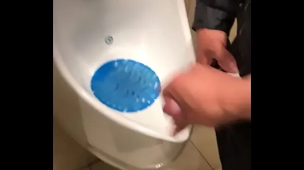 Καυτά I give a hand to the policeman in a bathroom βίντεο κλιπ