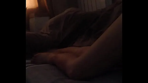 Vídeos de What it would be like waking up next to me... (vertical clips calientes