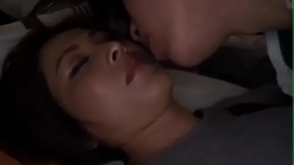 Japanese Got Fucked by Her Boy While She Was s Video klip panas
