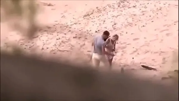 Vidéos Sexe sur la plage clips populaires