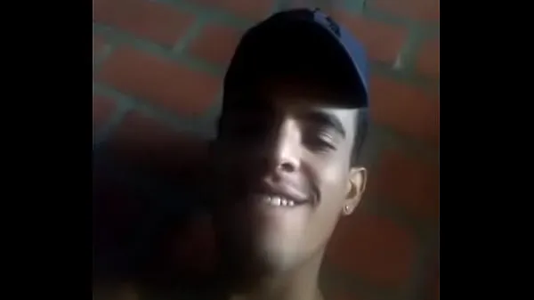 Vídeos de Venezolano se la corre clips calientes