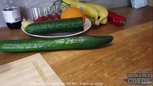 Heta polyna fetish vegetables pov dirty directors cut klipp Videor