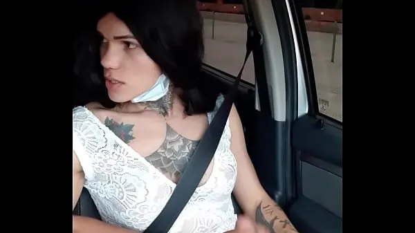 Vídeos de Sabrina Prezotte FOLLANDO A UBER en los estacionamientos de Barra Funda. - El primer día del año tomé un uber para dejarme en la calle, tuve que pagar el pasaje follándome el culo clips calientes