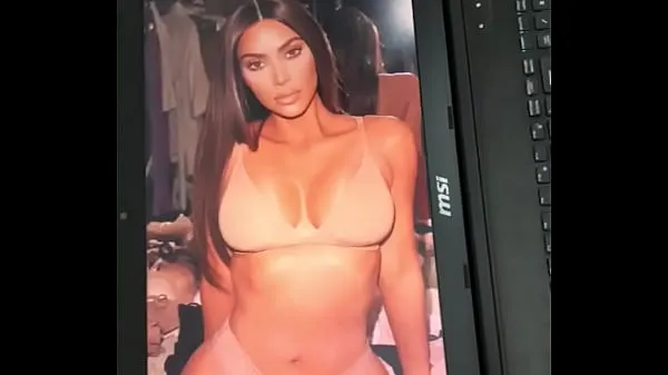 Vidéos Kim Kardashian Cum Tribute clips populaires