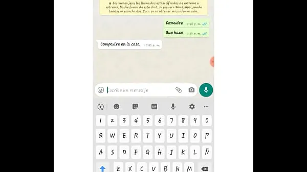 Vídeos Videochamada conversando com meu comadre me mostrando sua bunda e buceta enormes populares