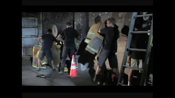 Vidéos Pompiers en action (G0y Fantasy On Fire - 2012 clips populaires