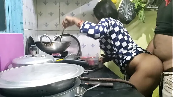 Hot The maid who came from the village did not have any leaves, so the owner took advantage of that and fucked the maid (Hindi Clear Audio clips Videos
