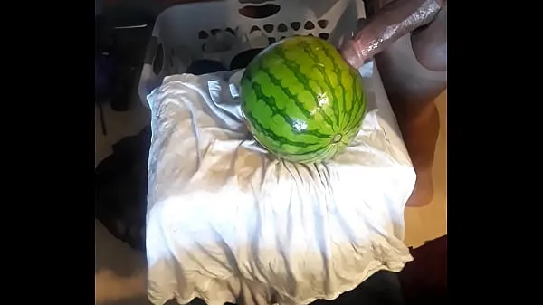 ยอดนิยม another fine watermelon masturbation session ending in complete satisfaction คลิปวิดีโอ