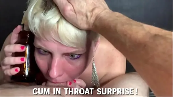 Video klip Surprise Cum in Throat For New Year panas