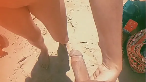 Beach nudist day clip hấp dẫn Video