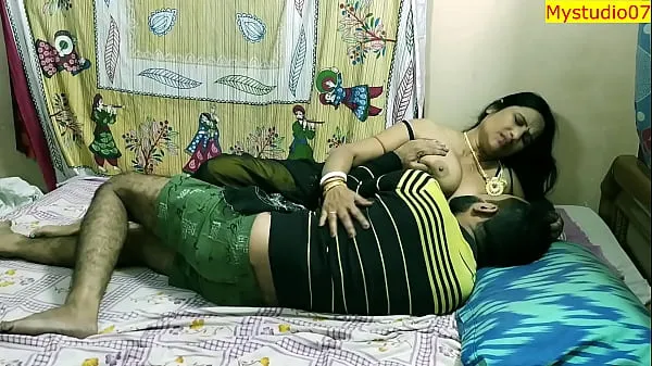 Desi xxx randi bhabhi hot sex with jobless Devor! Real sex with clear hindi audio Video klip panas