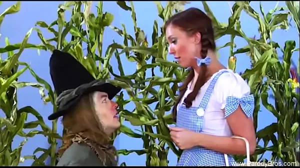 Vídeos de La parodia del mago de Oz es un placer y sexo favoritos clips calientes