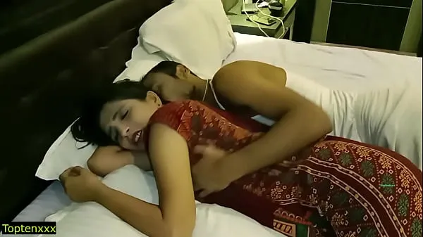 مقاطع فيديو ساخنة Indian hot beautiful girls first honeymoon sex!! Amazing XXX hardcore sex