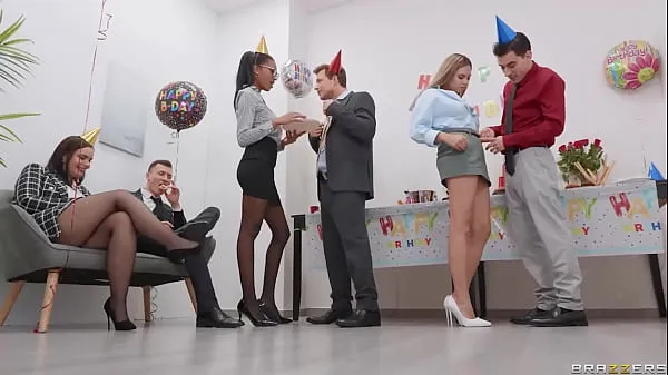 Hot Workplace Pussy Party / Brazzers clips Videos