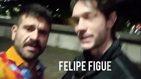 Populárne Felipe Figueira and Fernando Brutto have sex in the middle of the street. Complete on RED klipy Videá