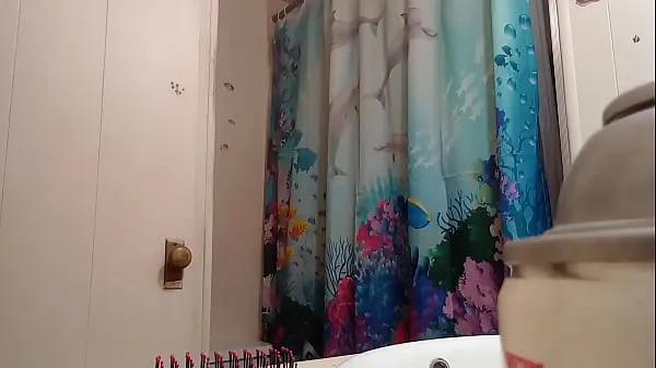 Video klip Caught mom taking a shower panas