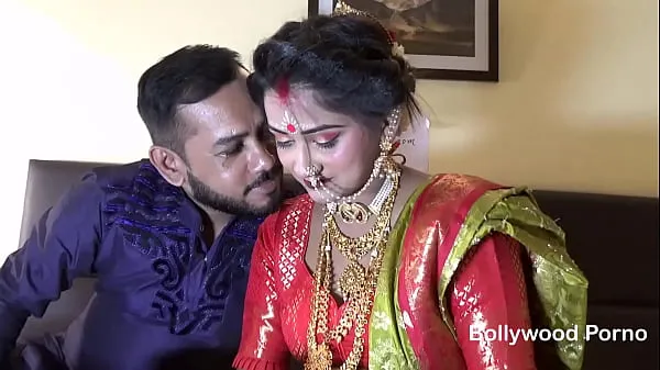 Vroči Newly Married Indian Girl Sudipa Hardcore Honeymoon First night sex and creampie - Hindi Audio posnetki Video posnetki