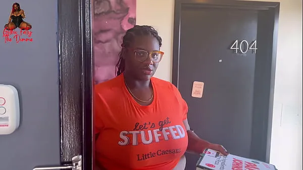 ยอดนิยม Ebony BBW Who Quit Porn, Delivers Pizza and Gets Tip คลิปวิดีโอ