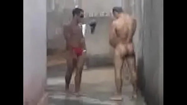 Vidéos Douche gay clips populaires